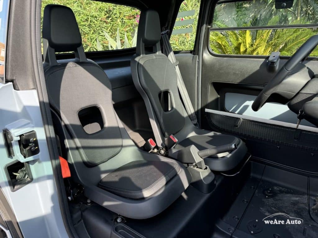 location_citroen_ami_interieur_we_are_auto Location Citroën AMI intérieur